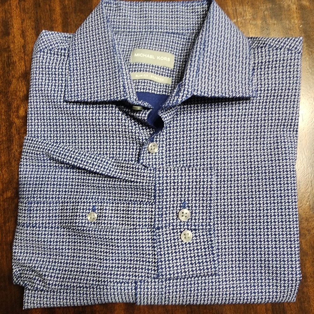 L 16 32/33 Michael Kors Blue with white Patterned Button Down Dress shirt